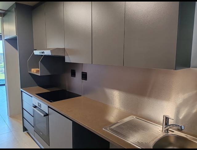 2 BEDROOM APARTMENT FOR SALE IN UMHLANGA RIDGE
